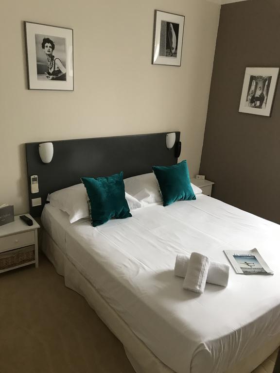 Hotel Oxford คานส์ ภายนอก รูปภาพ