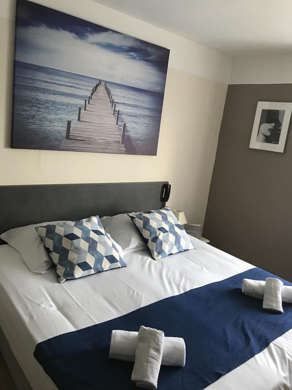 Hotel Oxford คานส์ ภายนอก รูปภาพ